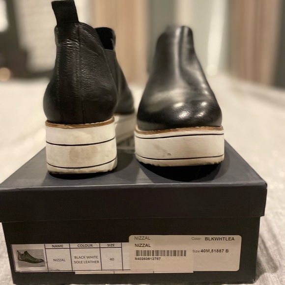 Silent D Nizzal Platform Sneaker - Picture 2 of 5